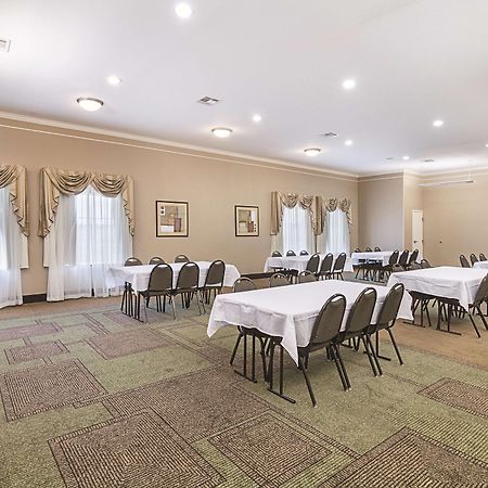 La Quinta By Wyndham Waxahachie Hotel Екстериор снимка