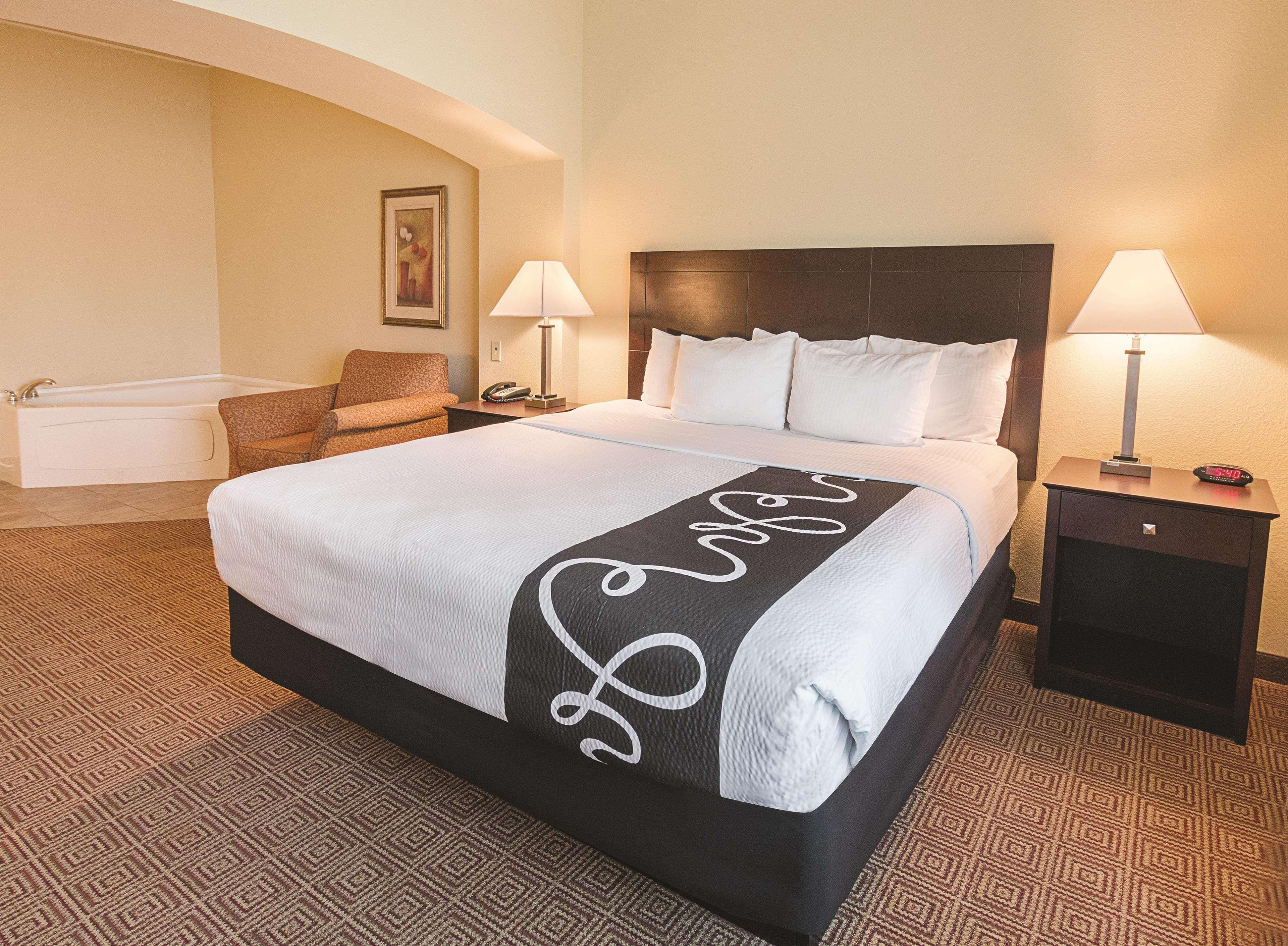 La Quinta By Wyndham Waxahachie Hotel Екстериор снимка