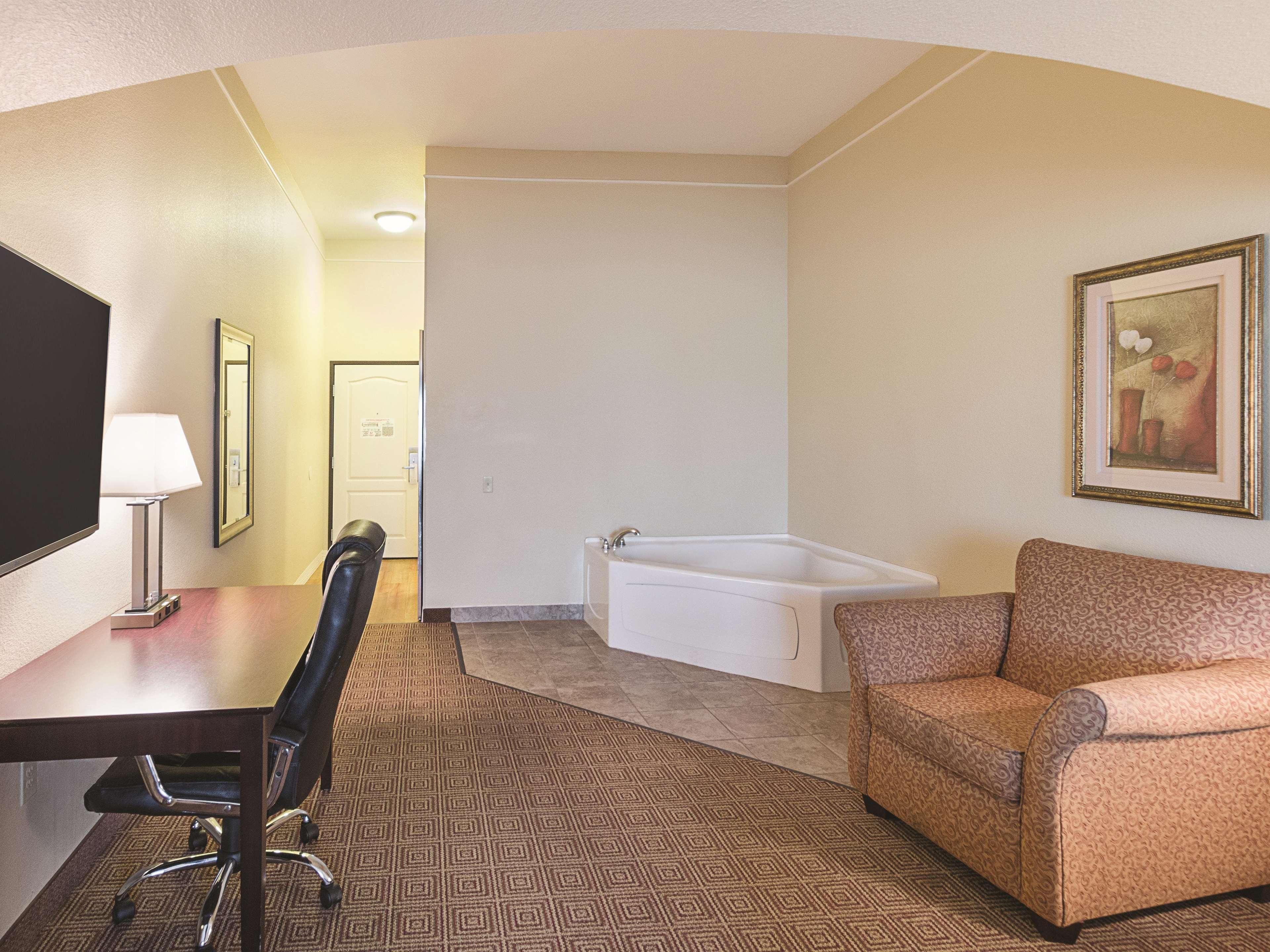 La Quinta By Wyndham Waxahachie Hotel Екстериор снимка