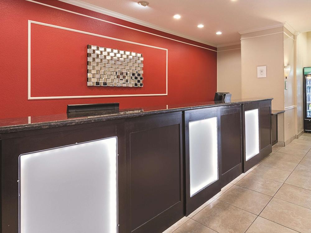 La Quinta By Wyndham Waxahachie Hotel Екстериор снимка
